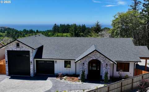 1346 NAUTICAL HEIGHTS DR, Brookings, OR 97415