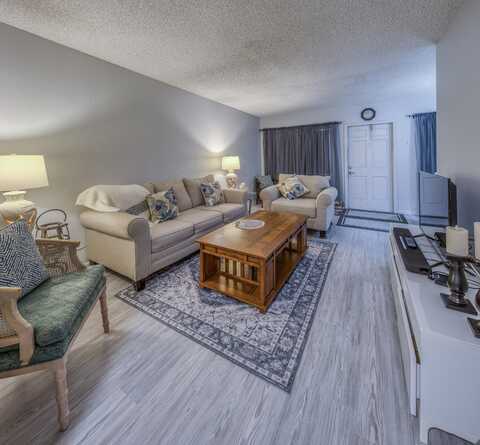 2960 Lake Osborne Drive, Lake Worth, FL 33461