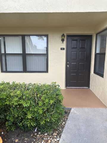 4692 Lucerne Lakes Boulevard, Lake Worth, FL 33467