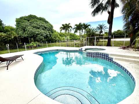 541 NW Pine Sap Place, Jensen Beach, FL 34957