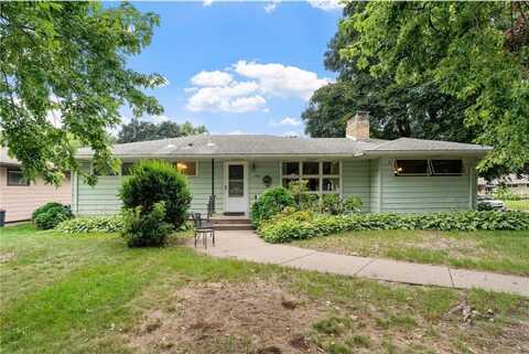 1864 Ryan Avenue W, Roseville, MN 55113