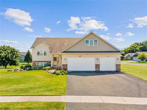 8649 Independence Drive, Chisago City, MN 55013