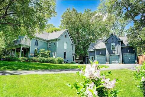 418 Holcombe Street S, Stillwater, MN 55082