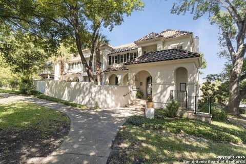 133 Saint Dennis, San Antonio, TX 78209