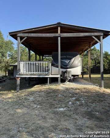 1007 Live Oak, Canyon Lake, TX 78133