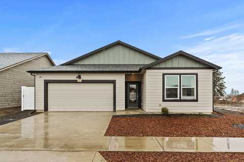8762 W Red Ave, Cheney, WA 99004
