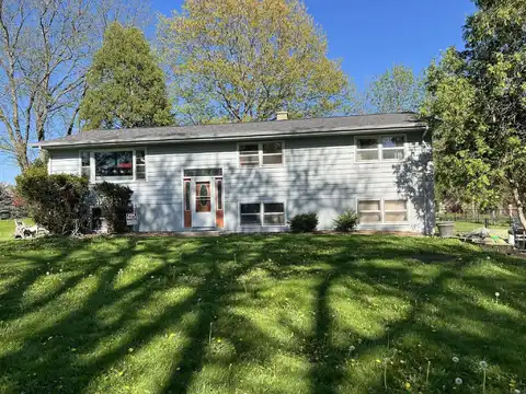 5519 Milwaukee Street, Mc Farland, WI 53558