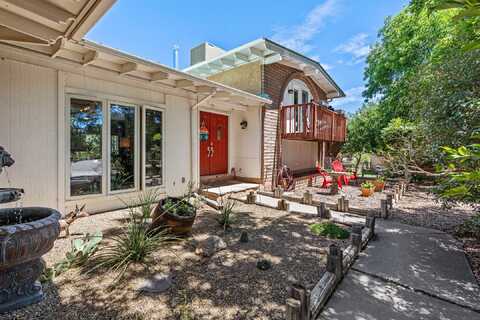 10 Tesuque Street, Los Alamos, NM 87544