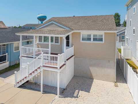 136 11th St S, Brigantine, NJ 08203