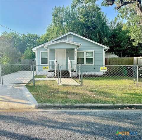 2603 Mumphord Street, Victoria, TX 77901