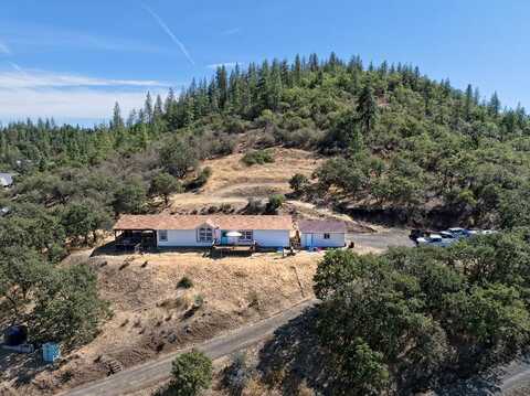 771 Ironwood Drive, Eagle Point, OR 97524