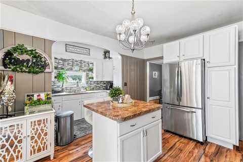 675 Park Avenue, Woonsocket, RI 02895