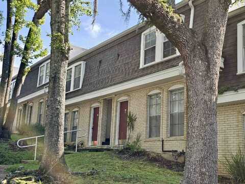 2020 Continental Avenue unit: 140, Tallahassee, FL 32304
