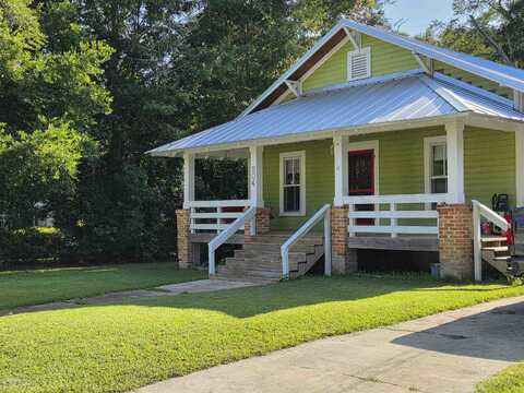 204 NE 3rd Street, Havana, FL 32333