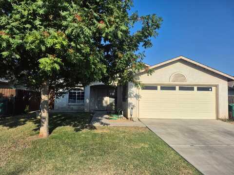 11154 Persimon Circle, Armona, CA 93202