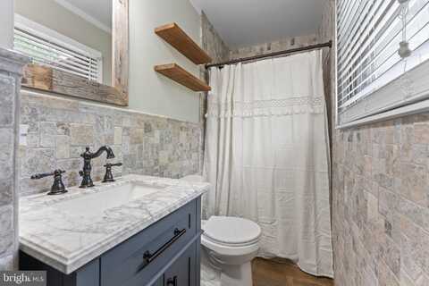 50 MARY JANE LANE, ELKTON, MD 21921