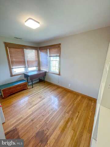 106 BENNET STREET, ROEBLING, NJ 08554