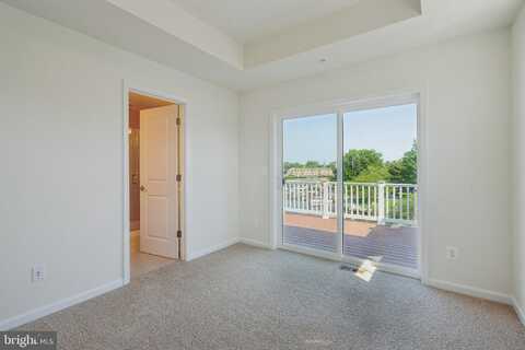 2 RIVERSIDE WHARF, CAMBRIDGE, MD 21613