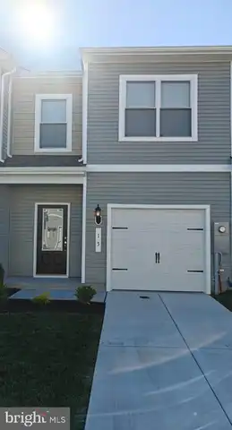 58 CRAMSFORD ST, FALLING WATERS, WV 25419