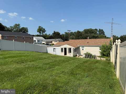 610 MEMORY LANE, RED LION, PA 17356