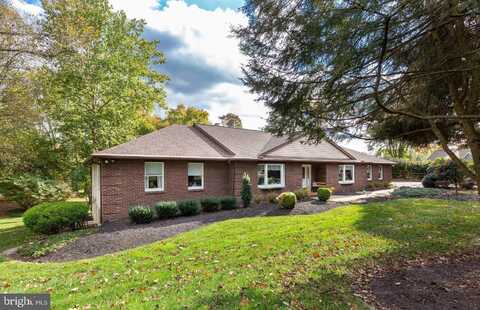 5 S LAKE WAY, REISTERSTOWN, MD 21136