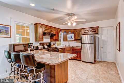 3 RIDGE AVENUE, YARDLEY, PA 19067