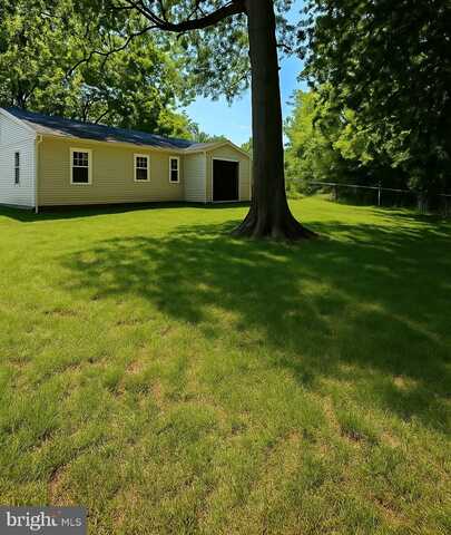 912 PEMBROWN ROAD, PEMBERTON, NJ 08068