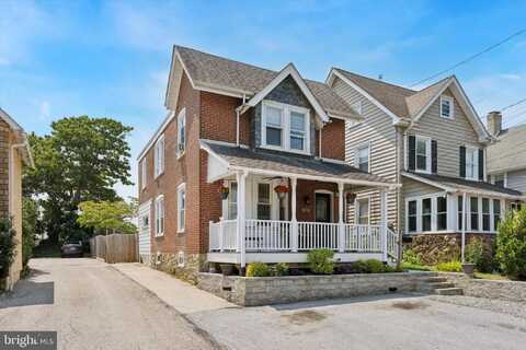 32 W CENTRAL AVENUE, PAOLI, PA 19301