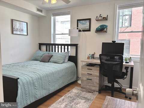 532 E CABOT STREET, PHILADELPHIA, PA 19125