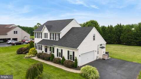 8 E STONEWALL DRIVE, MIDDLETOWN, DE 19709