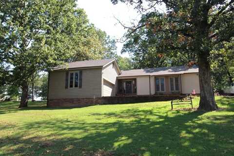 102 Oak Drive, HUNTINGDON, TN 38344