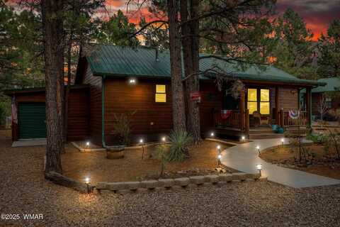 2702 Palomino Trail, Overgaard, AZ 85933