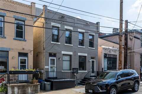 4606-4608 Winthrop Street, Oakland, PA 15213