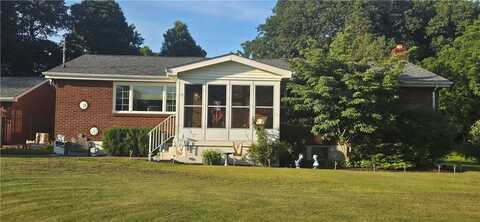 19 Township Rd T355, Burgettstown, PA 15021