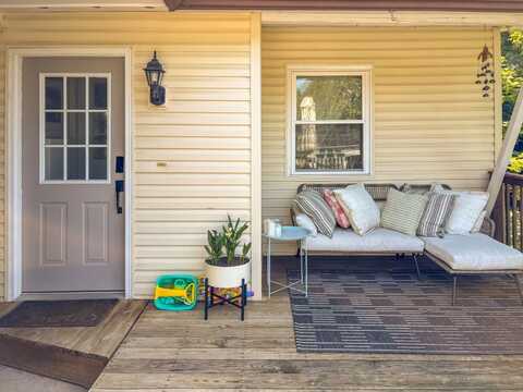 39 Eden Place, Athens, OH 45701