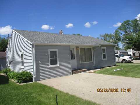 523 N Jackson Street, Aberdeen, SD 57401