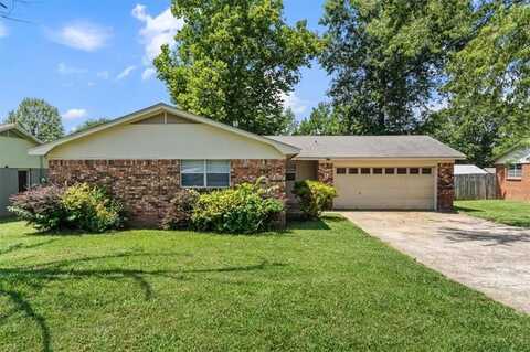 328 Rodric CIR, Siloam Springs, AR 72761