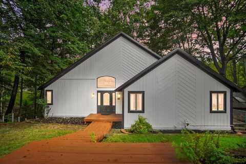 535 Green Acre Circle, Howard, OH 43028