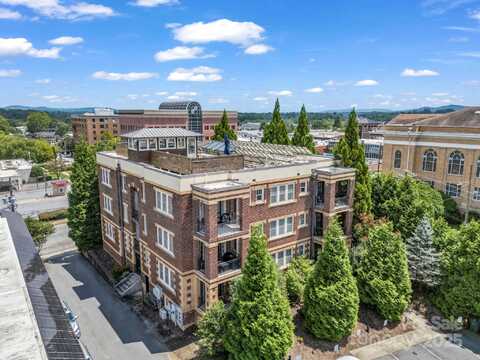 203 6th Avenue W unit: 1B, Hendersonville, NC 28739
