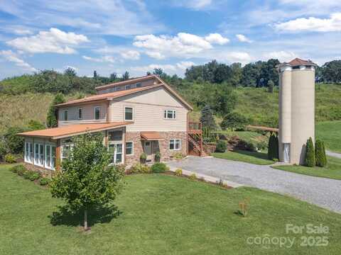 593 Buck Ridge Road, Waynesville, NC 28785