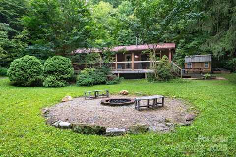 97 Carolina Hills Drive, Horse Shoe, NC 28742