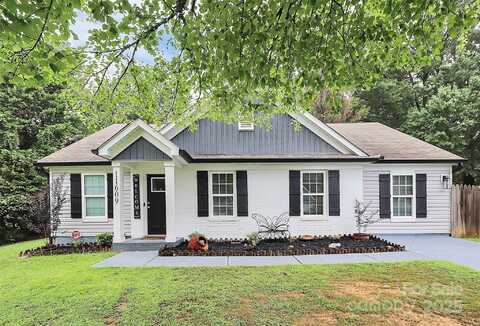 11609 Chadburn Lane, Charlotte, NC 28215