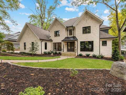 438 Wonderwood Drive, Charlotte, NC 28211