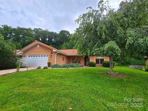 26 Ocaso Drive, Asheville, NC 28806
