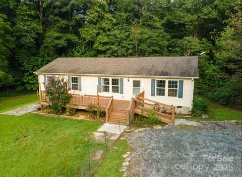 23 Sleeper Branch Road, Whittier, NC 28789