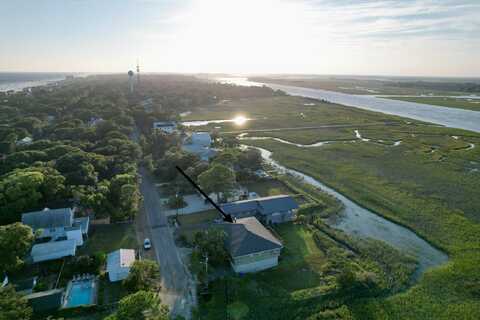 720 E Erie Avenue, Folly Beach, SC 29439