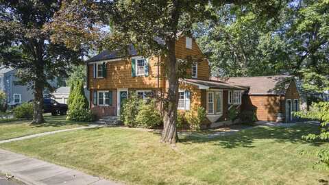 58 Virginia Road, Manchester, CT 06040