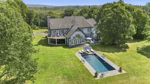 85 Banks Road, Easton, CT 06612