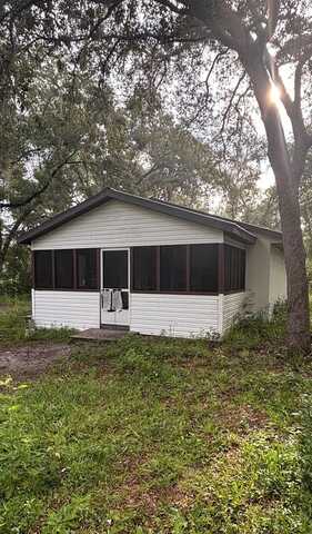 35 455th St, Old Town, FL 32680