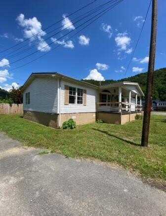 90 Rosiland, Pikeville, KY 41501